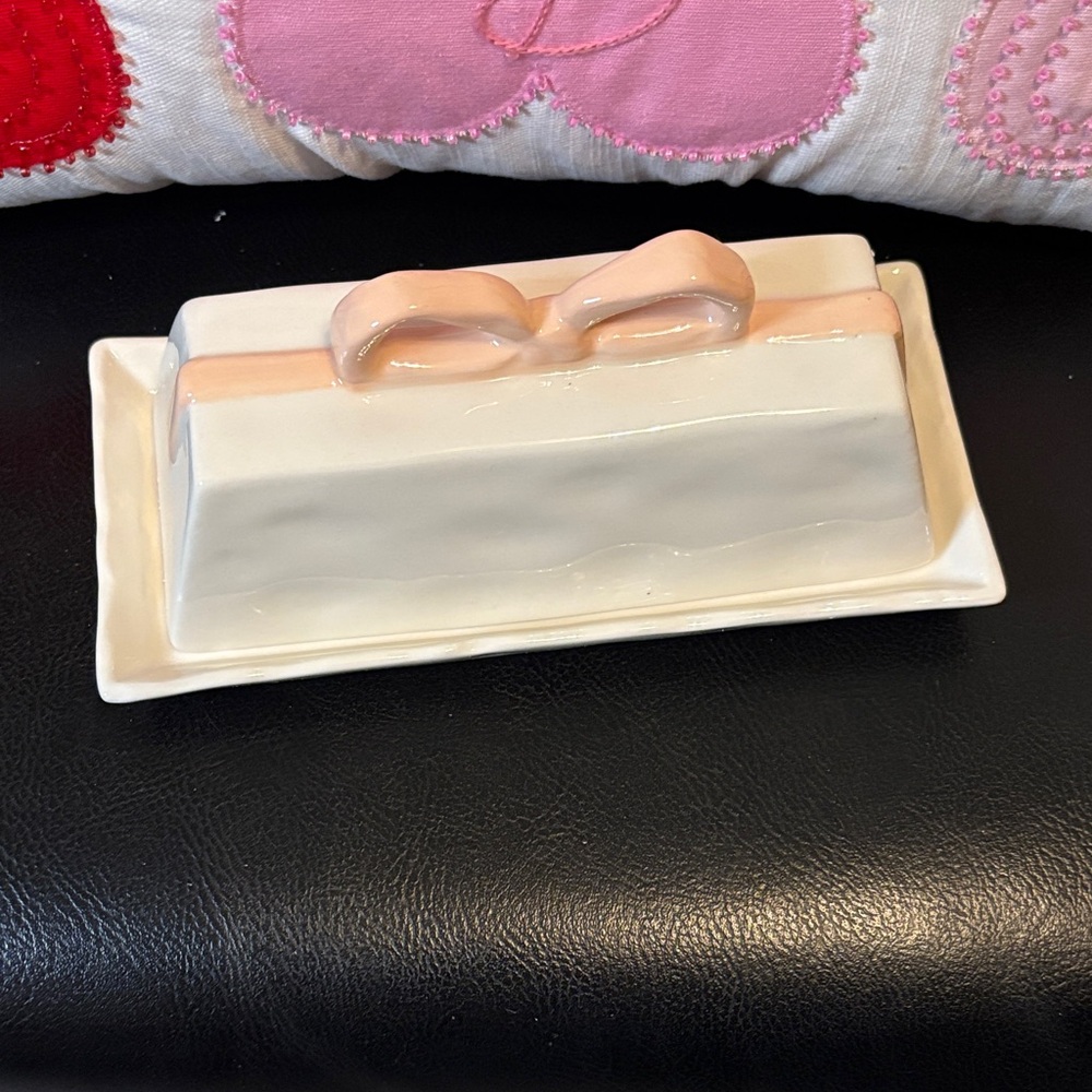 Anthropology Elegant Cream and Pink Ceramic butter dish nwt - Picture 2 of 4